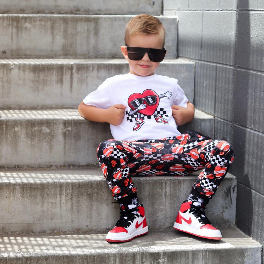 Dabbing Heart Short Sleeve Tee - Little Love